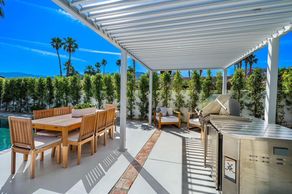 48721 San Vicente Street