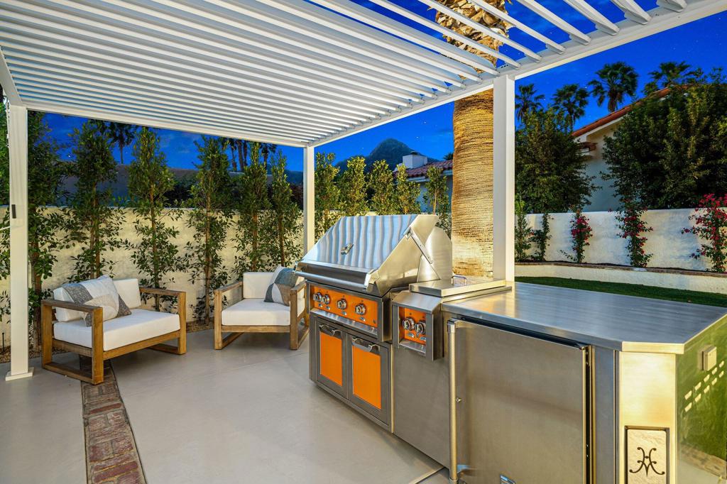 48721 San Vicente Street