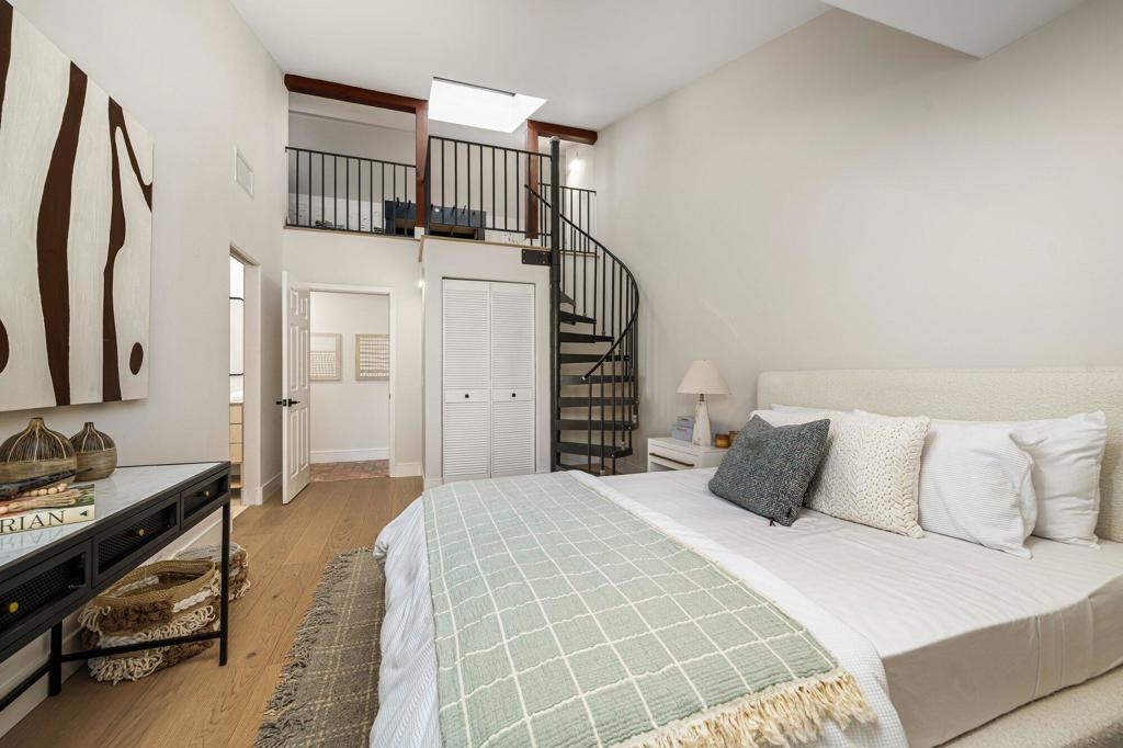 48721 San Vicente Street