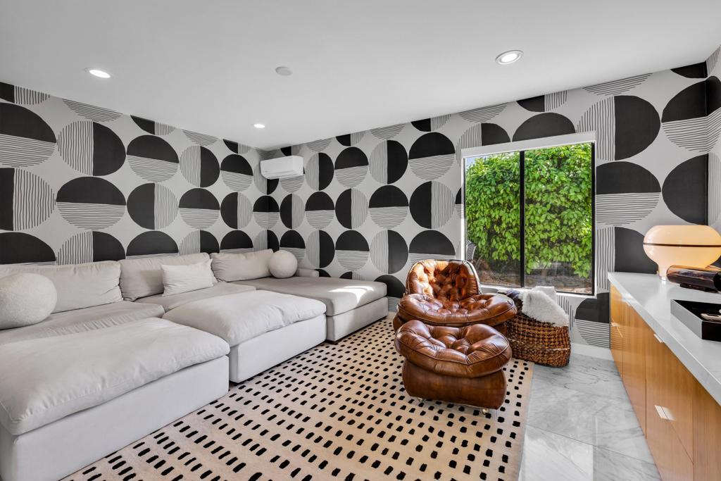 70881 Windsor Circle