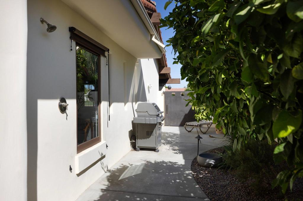 49452 Avila Drive