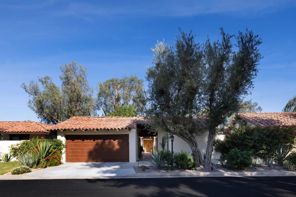 49452 Avila Drive