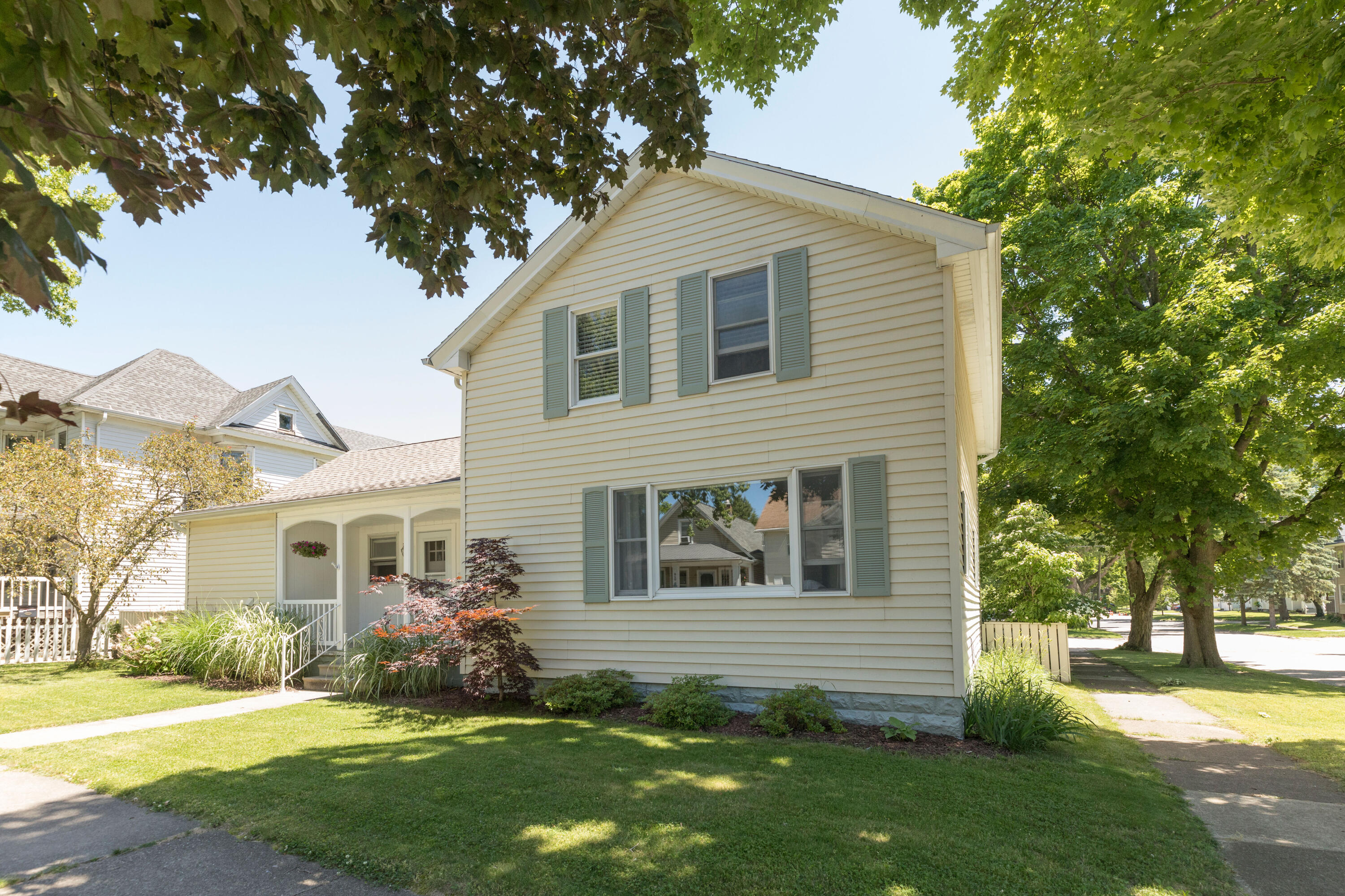 823 Court Street, St. Joseph