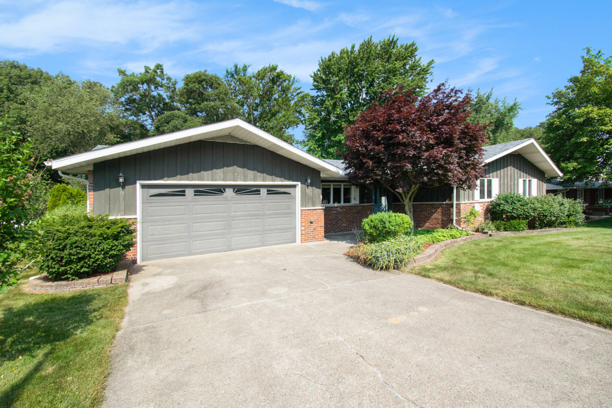 3660 Crestview Drive, St. Joseph