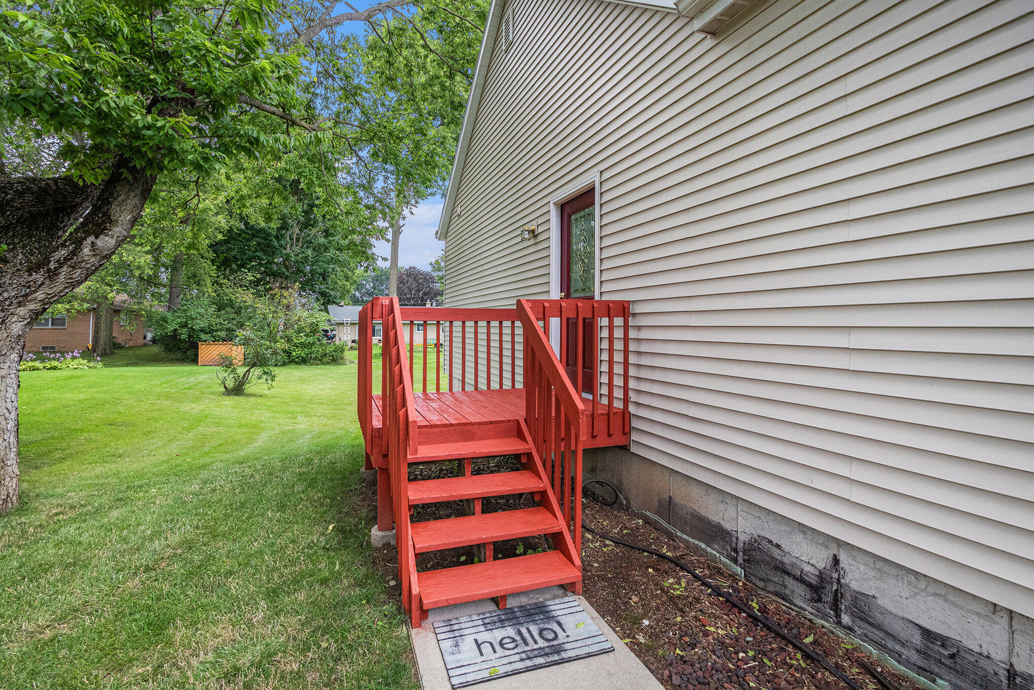 8825 Maplewood Drive