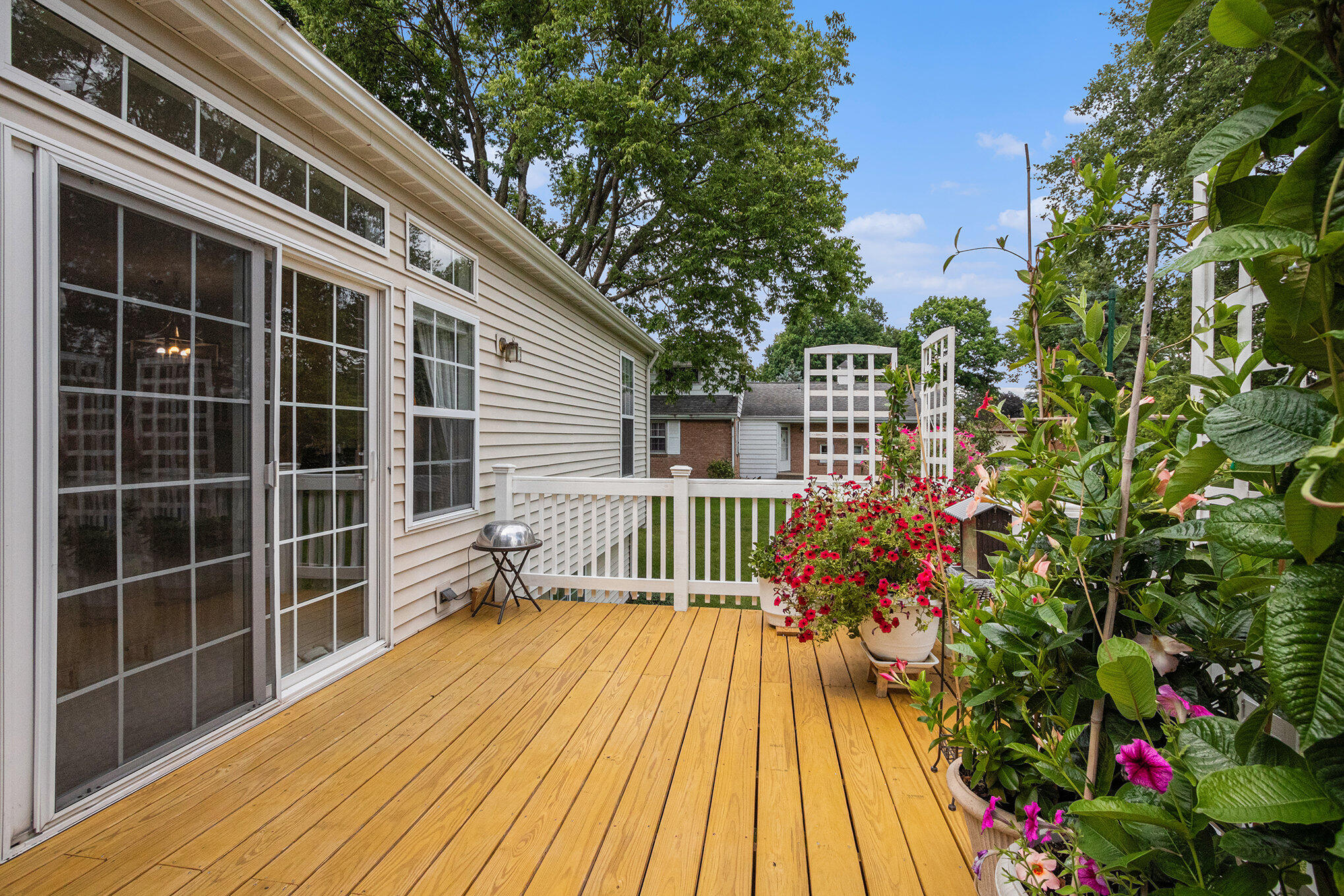 8825 Maplewood Drive