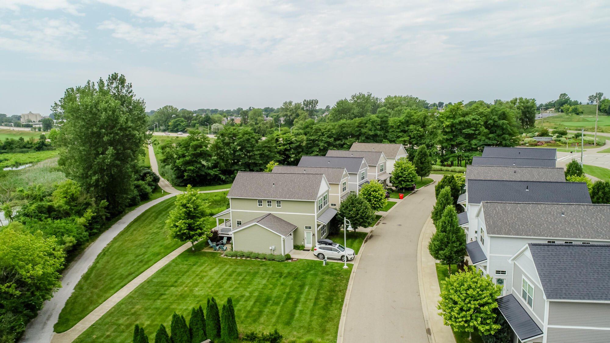 670 Beachwood Path