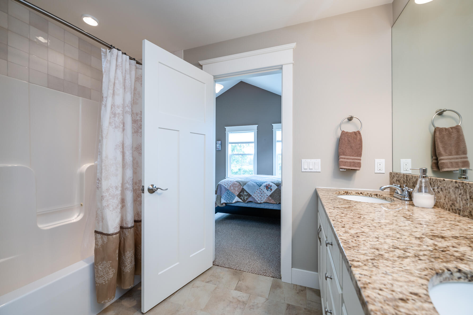 670 Beachwood Path