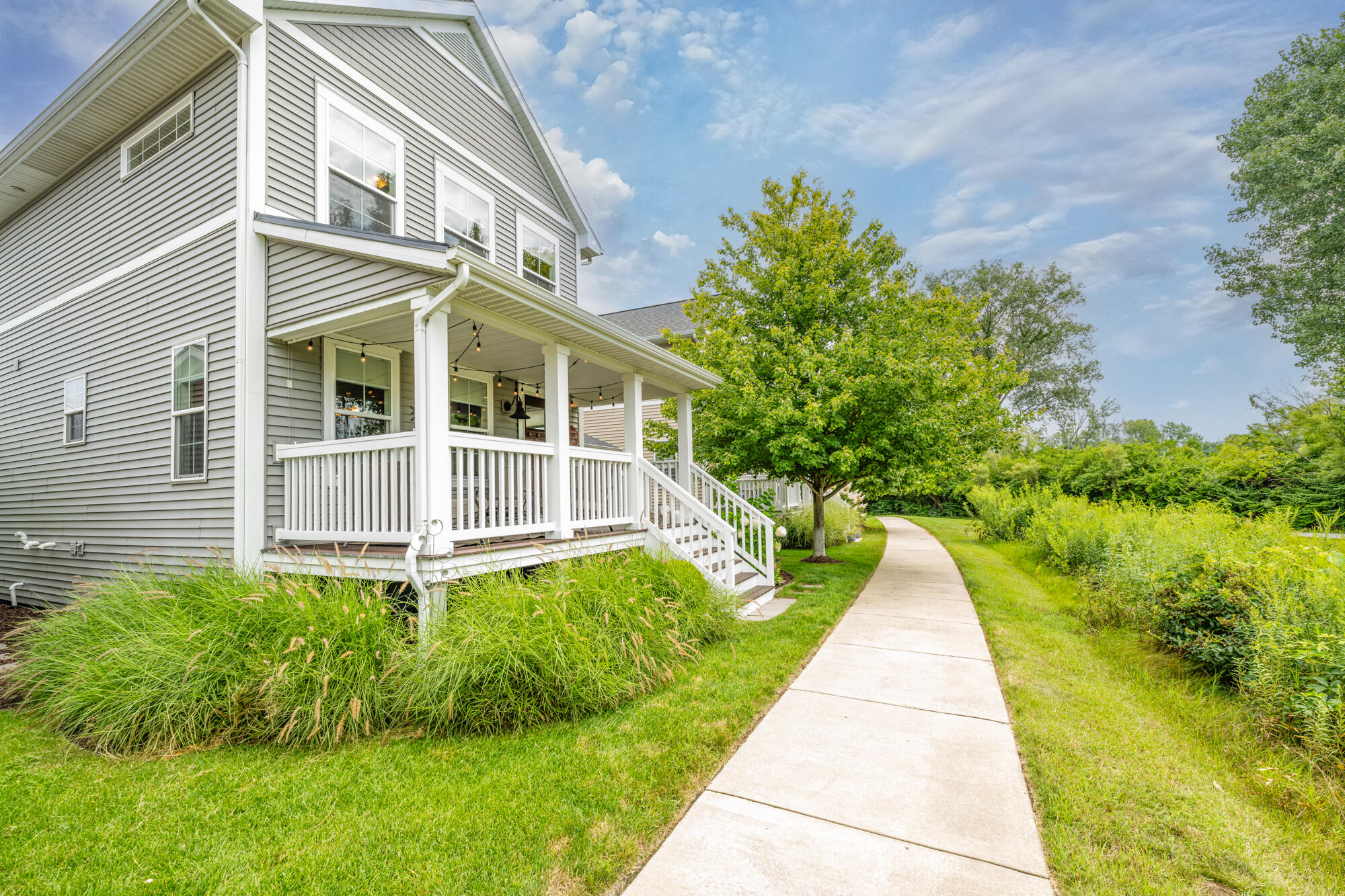 670 Beachwood Path