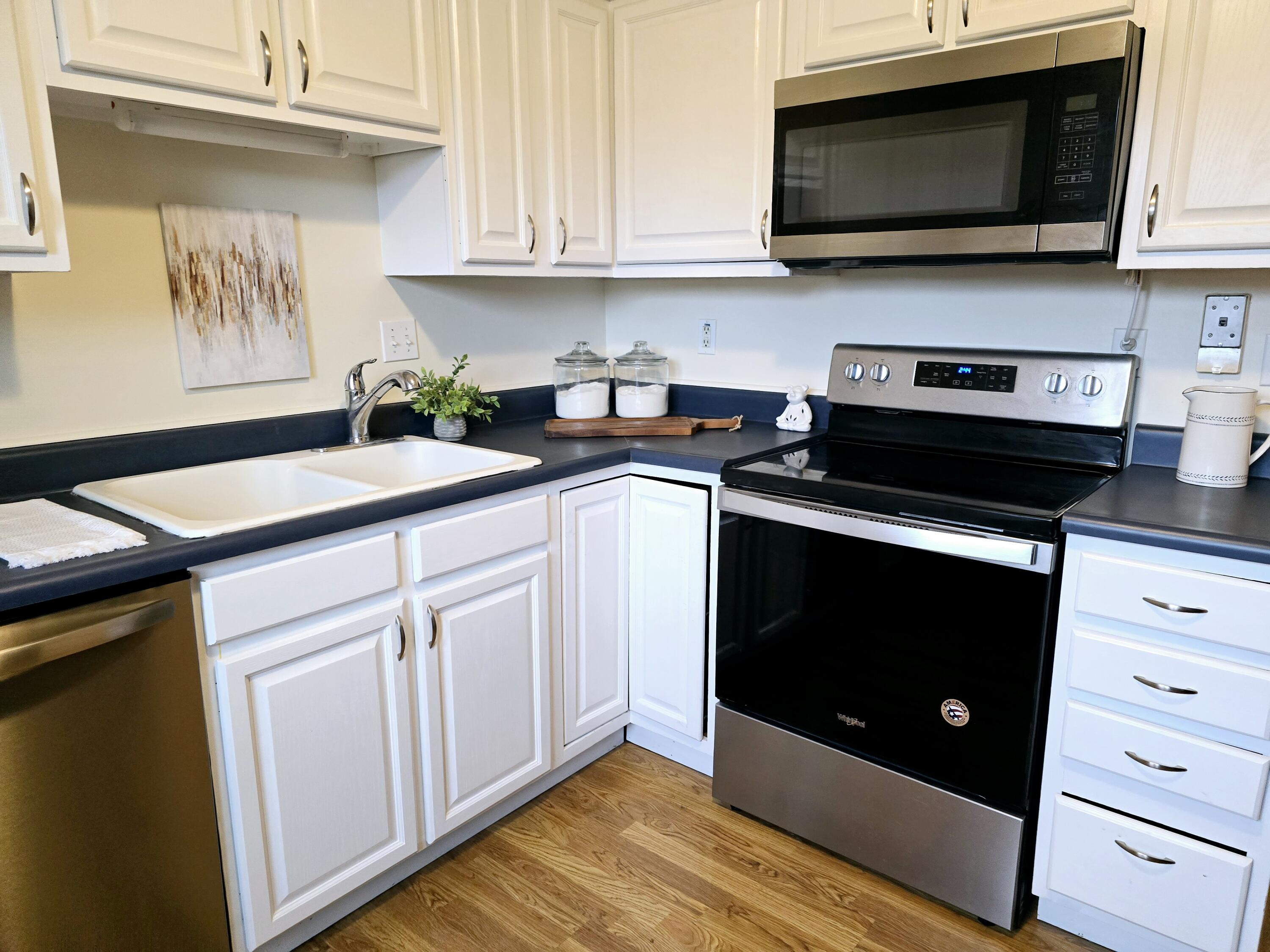 2502 Essex Court, St. Joseph
