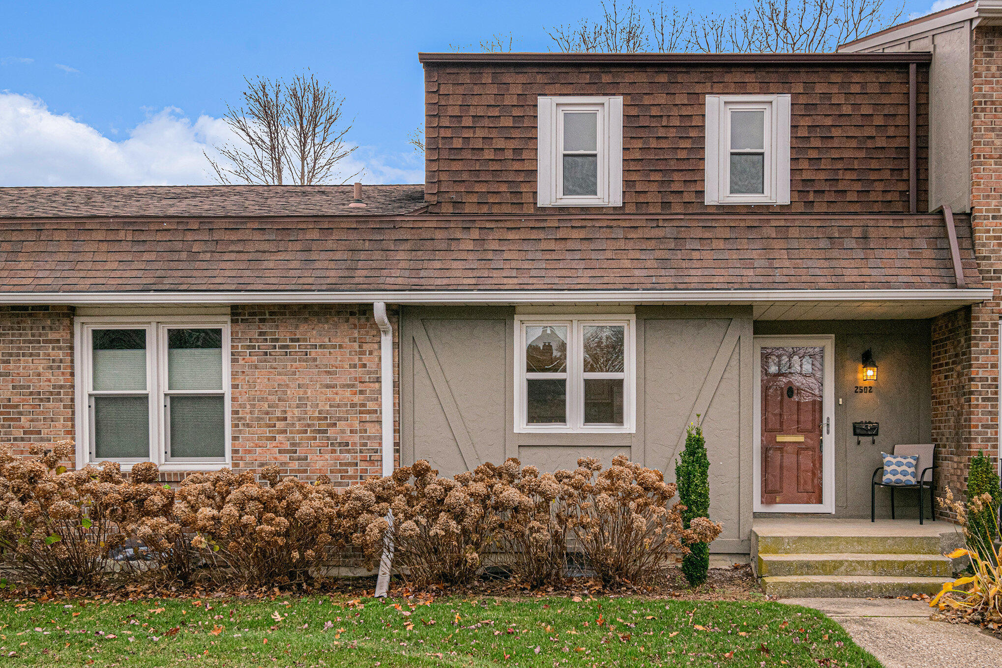 2502 Essex Court, St. Joseph