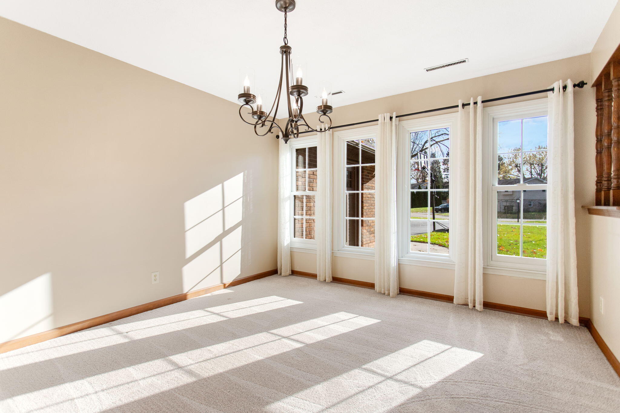 1595 St. Joseph Circle, St. Joseph