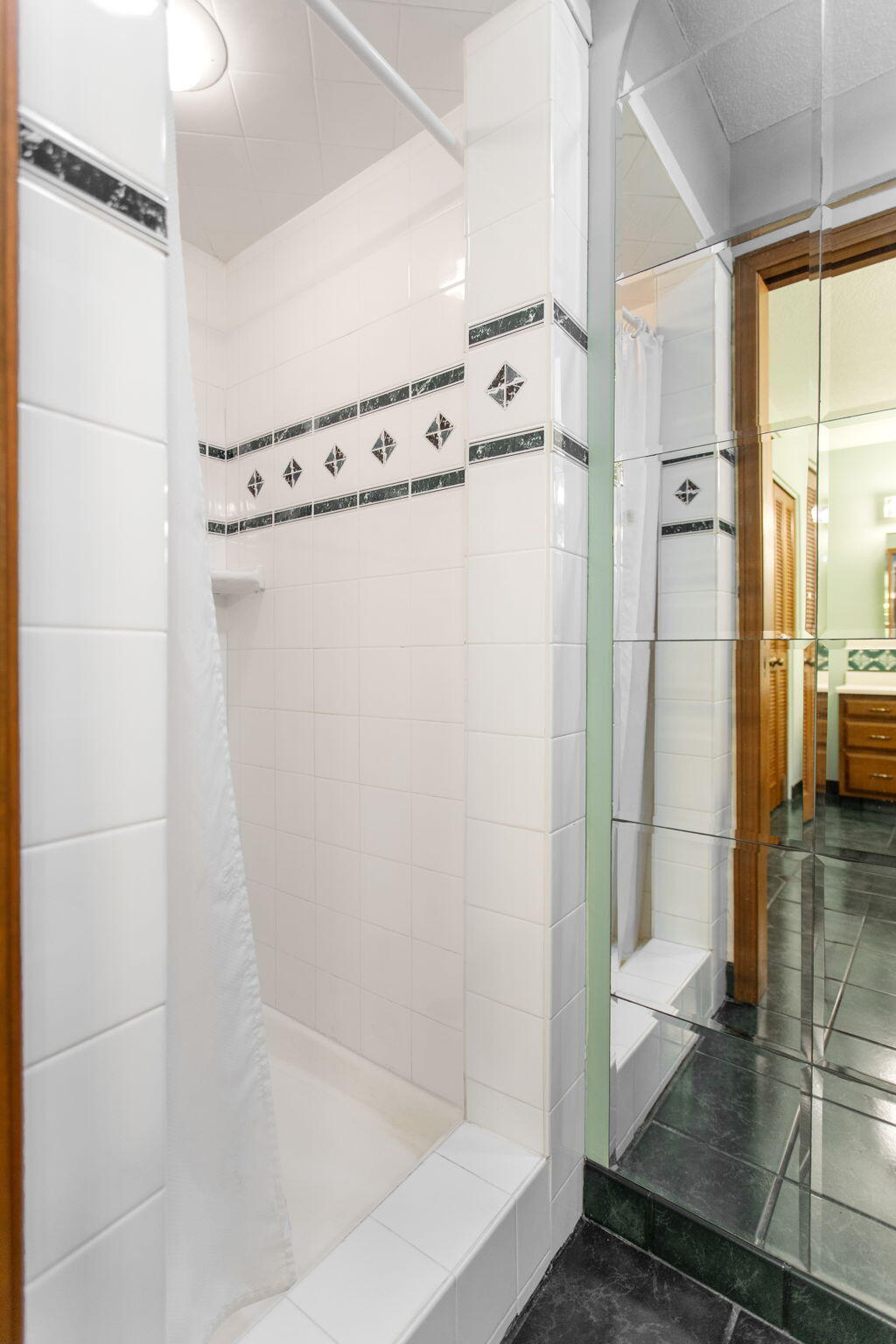 1595 St. Joseph Circle, St. Joseph