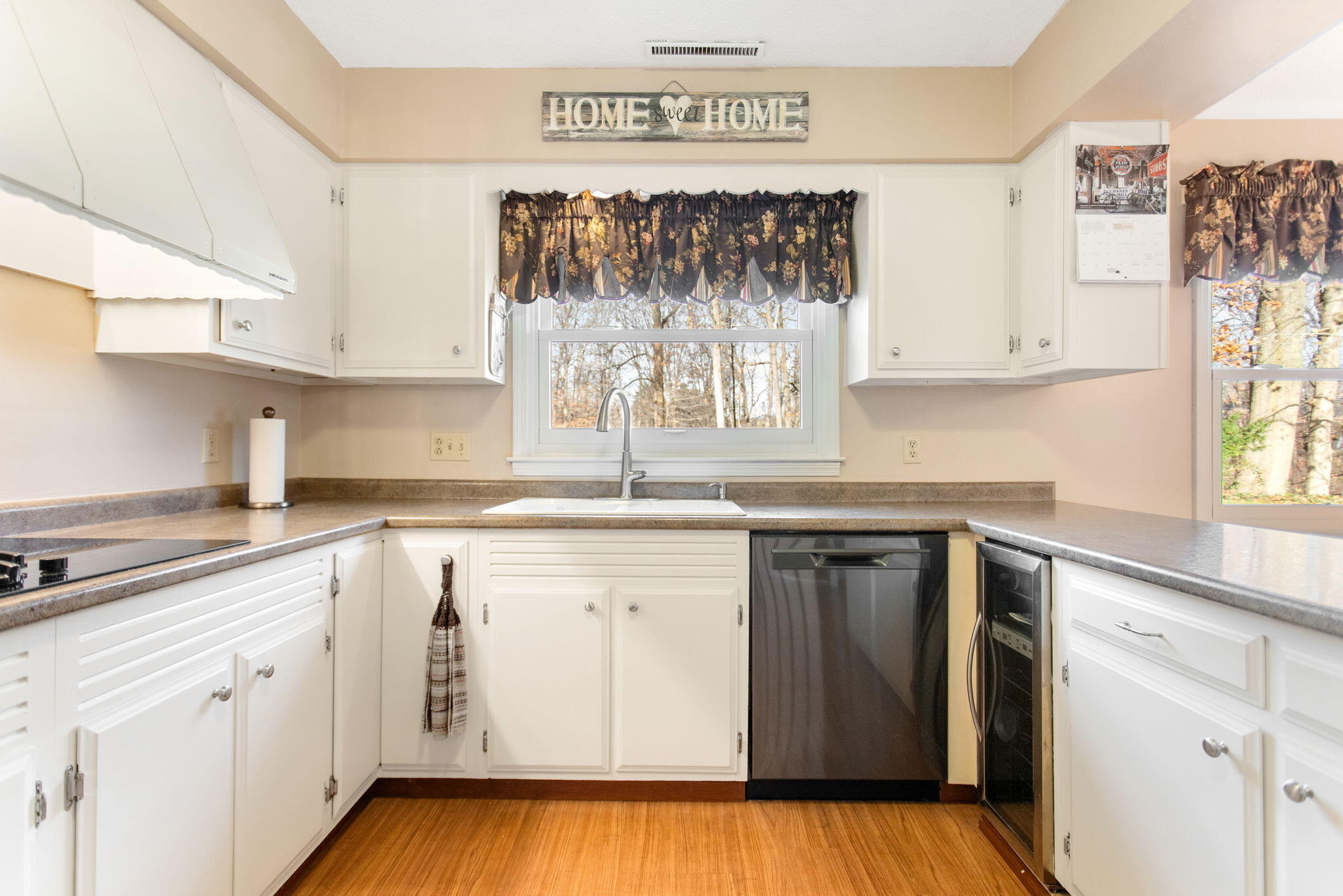 1595 St. Joseph Circle, St. Joseph