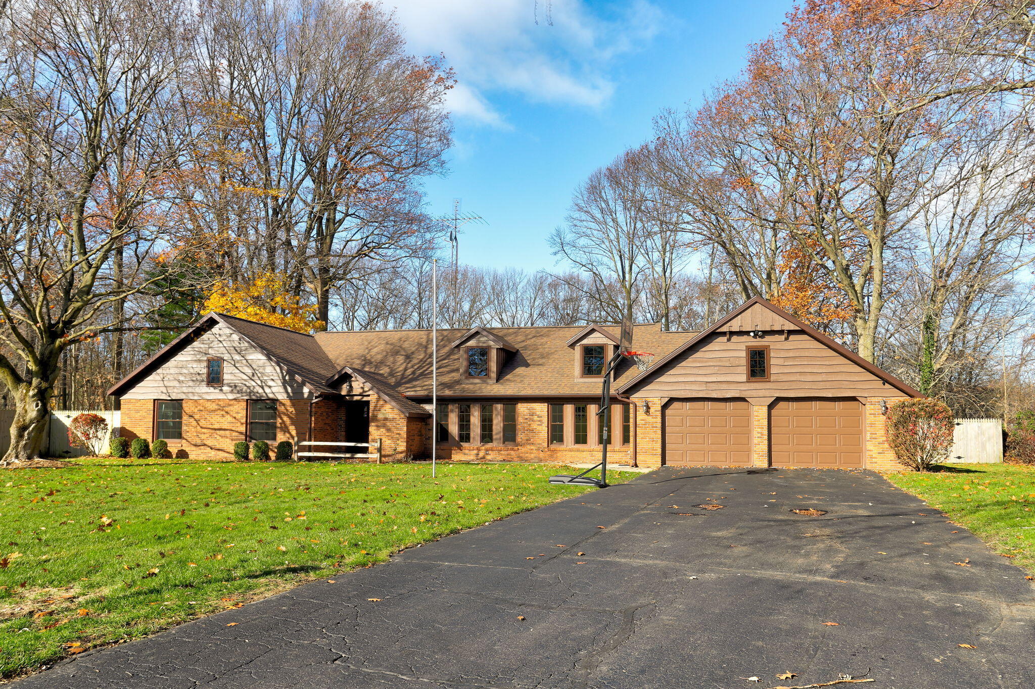 1595 St. Joseph Circle, St. Joseph