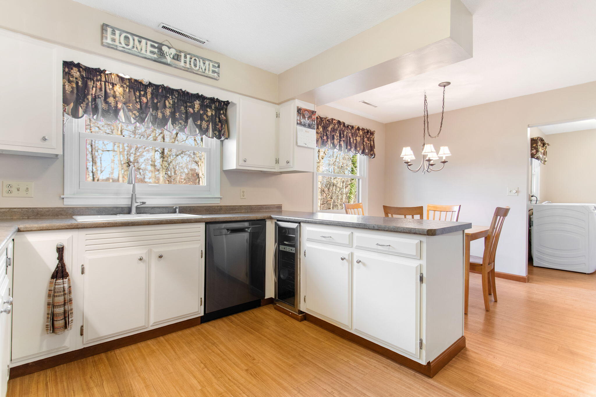 1595 St. Joseph Circle, St. Joseph