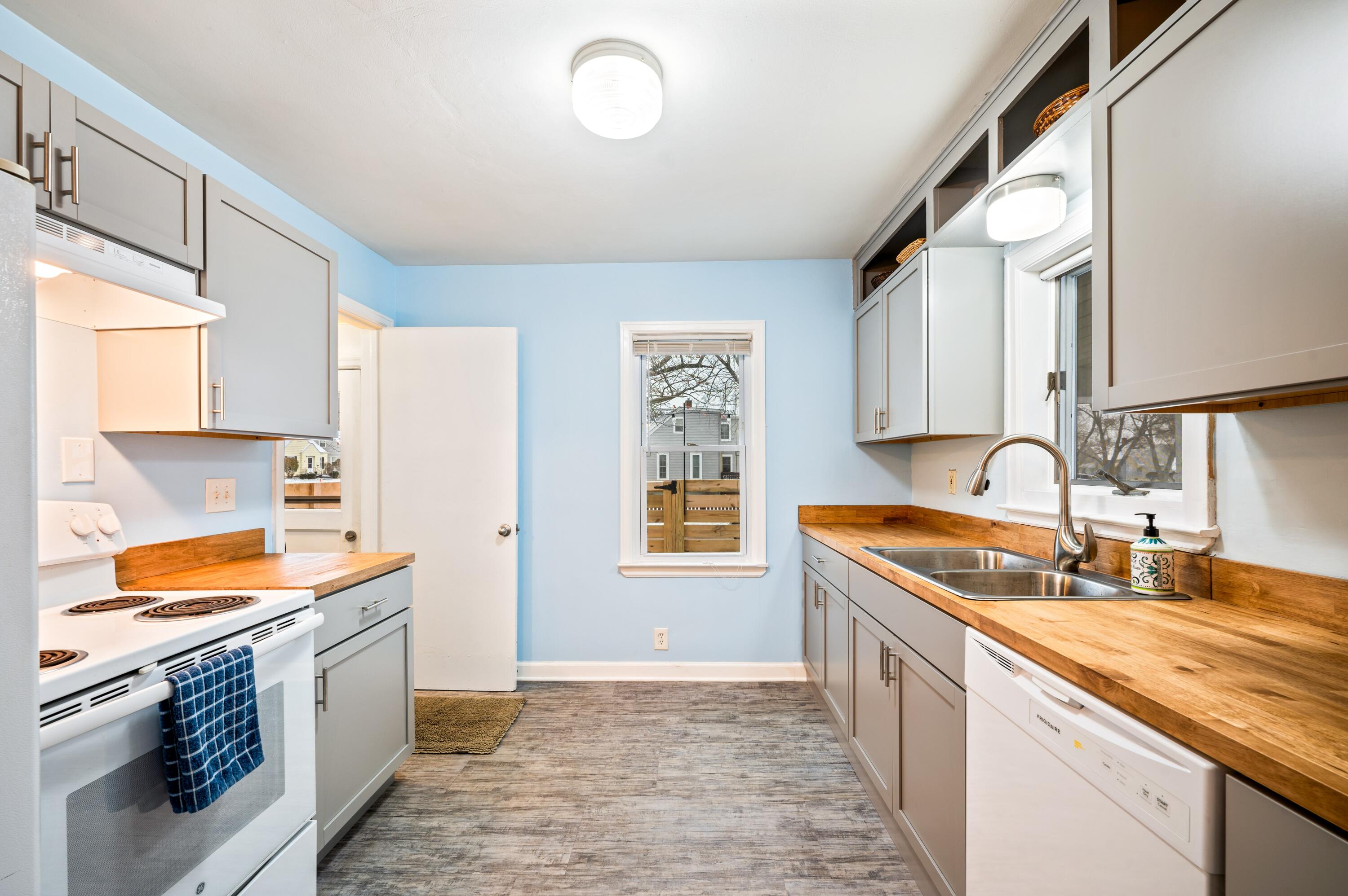 2701 Willa Drive, St. Joseph