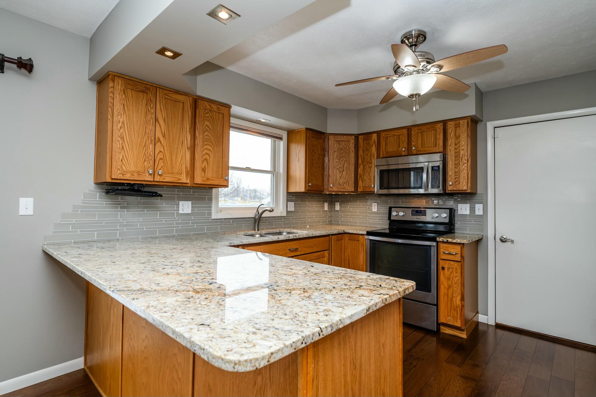 673 Royal Crest Drive, St. Joseph