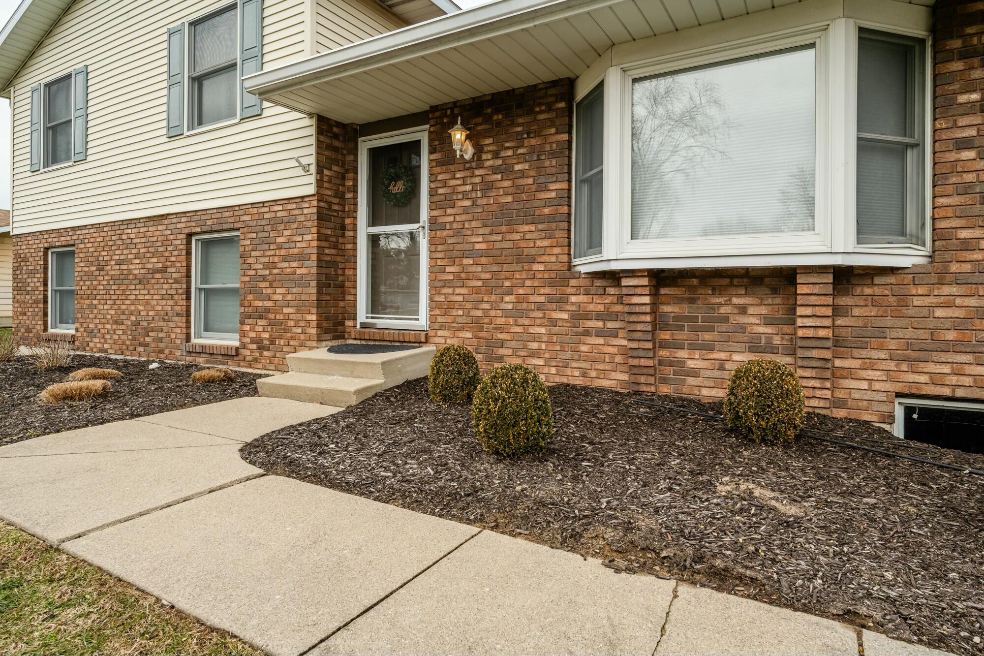 673 Royal Crest Drive, St. Joseph