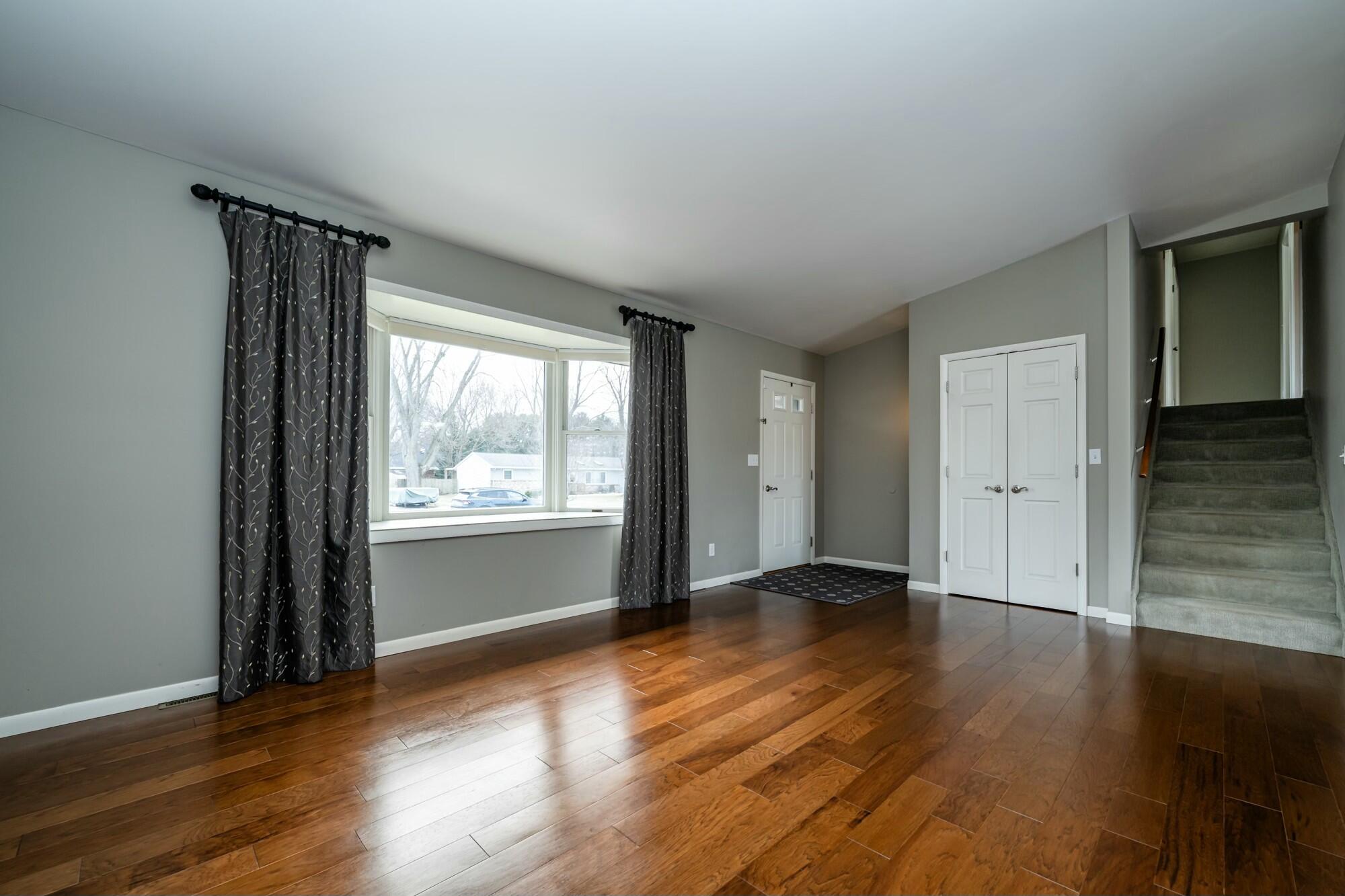 673 Royal Crest Drive, St. Joseph