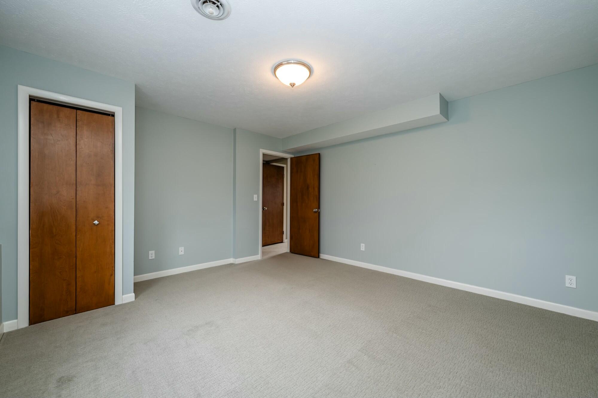 673 Royal Crest Drive, St. Joseph
