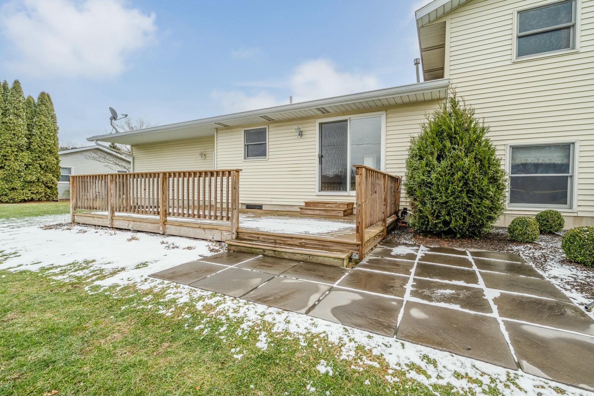 673 Royal Crest Drive, St. Joseph