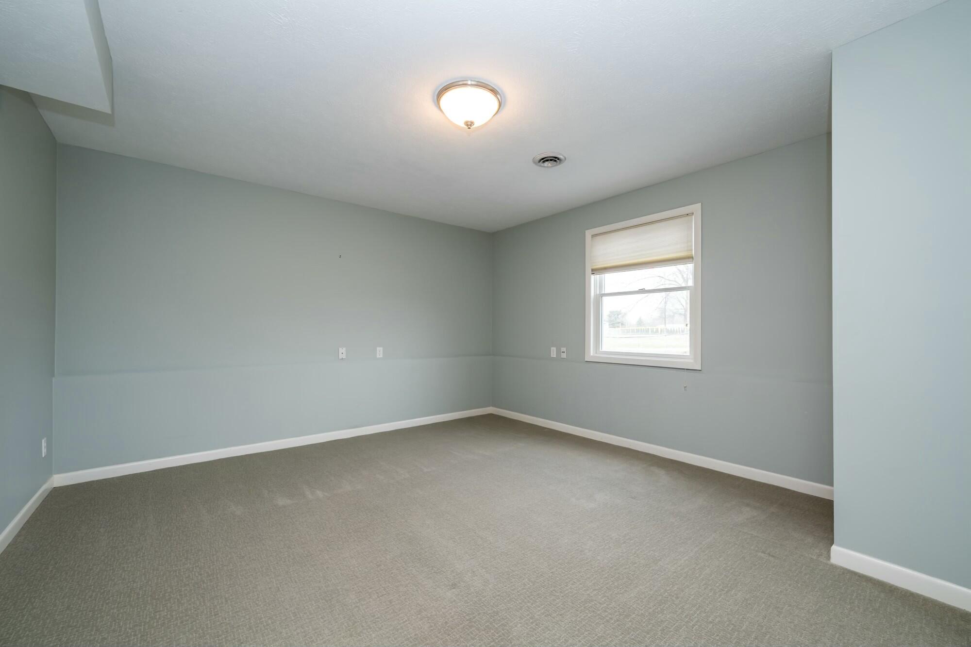 673 Royal Crest Drive, St. Joseph