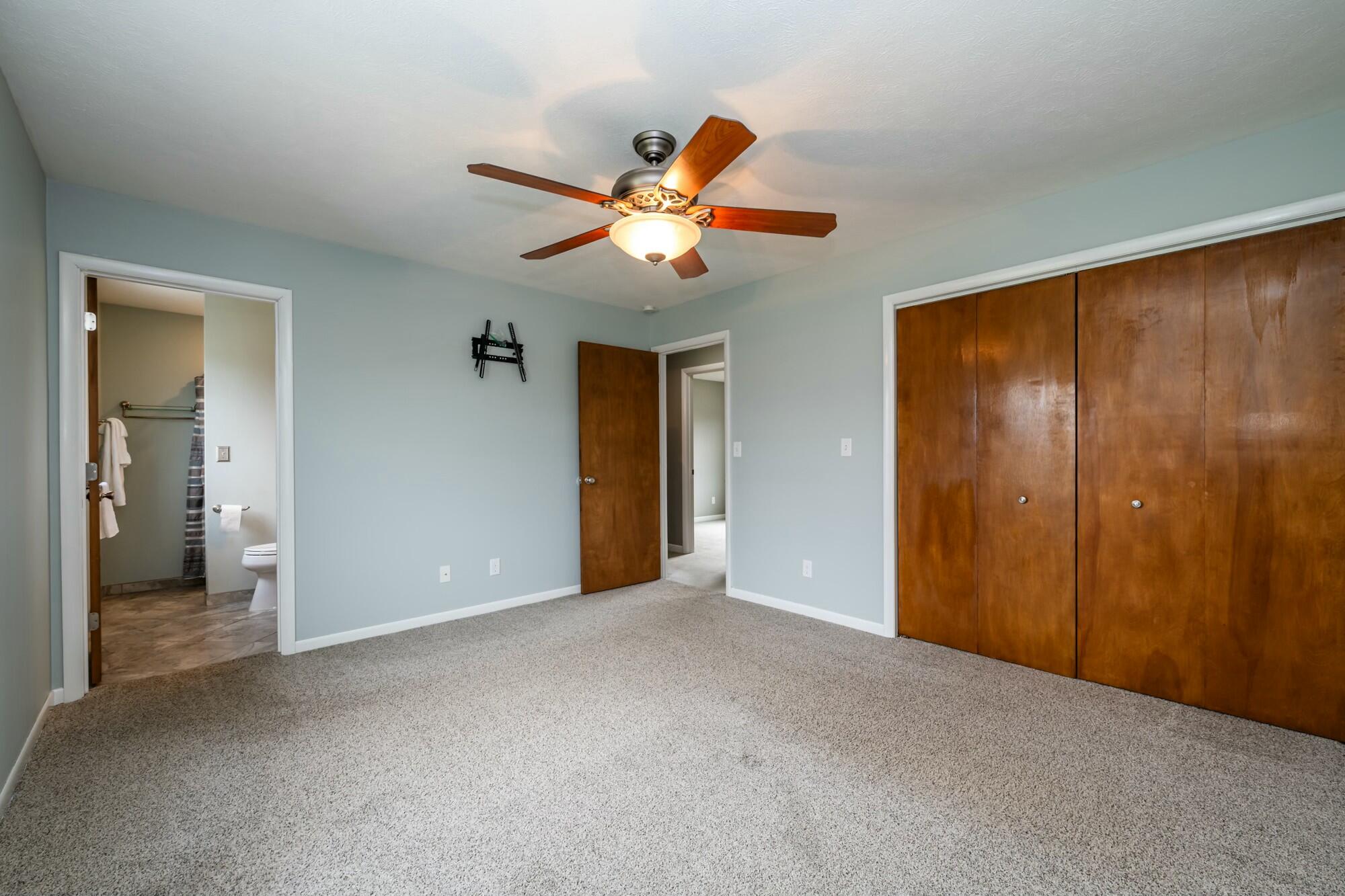 673 Royal Crest Drive, St. Joseph