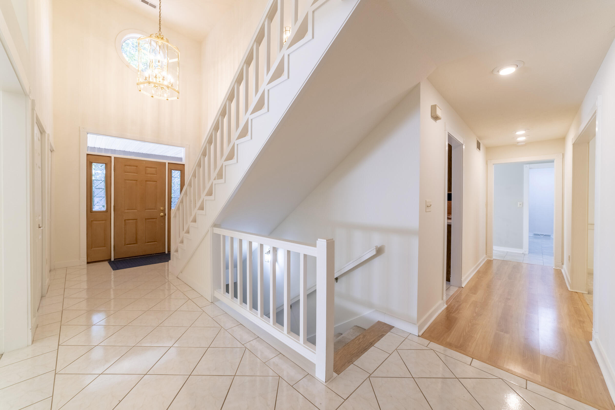 3004 White Oaks Lane