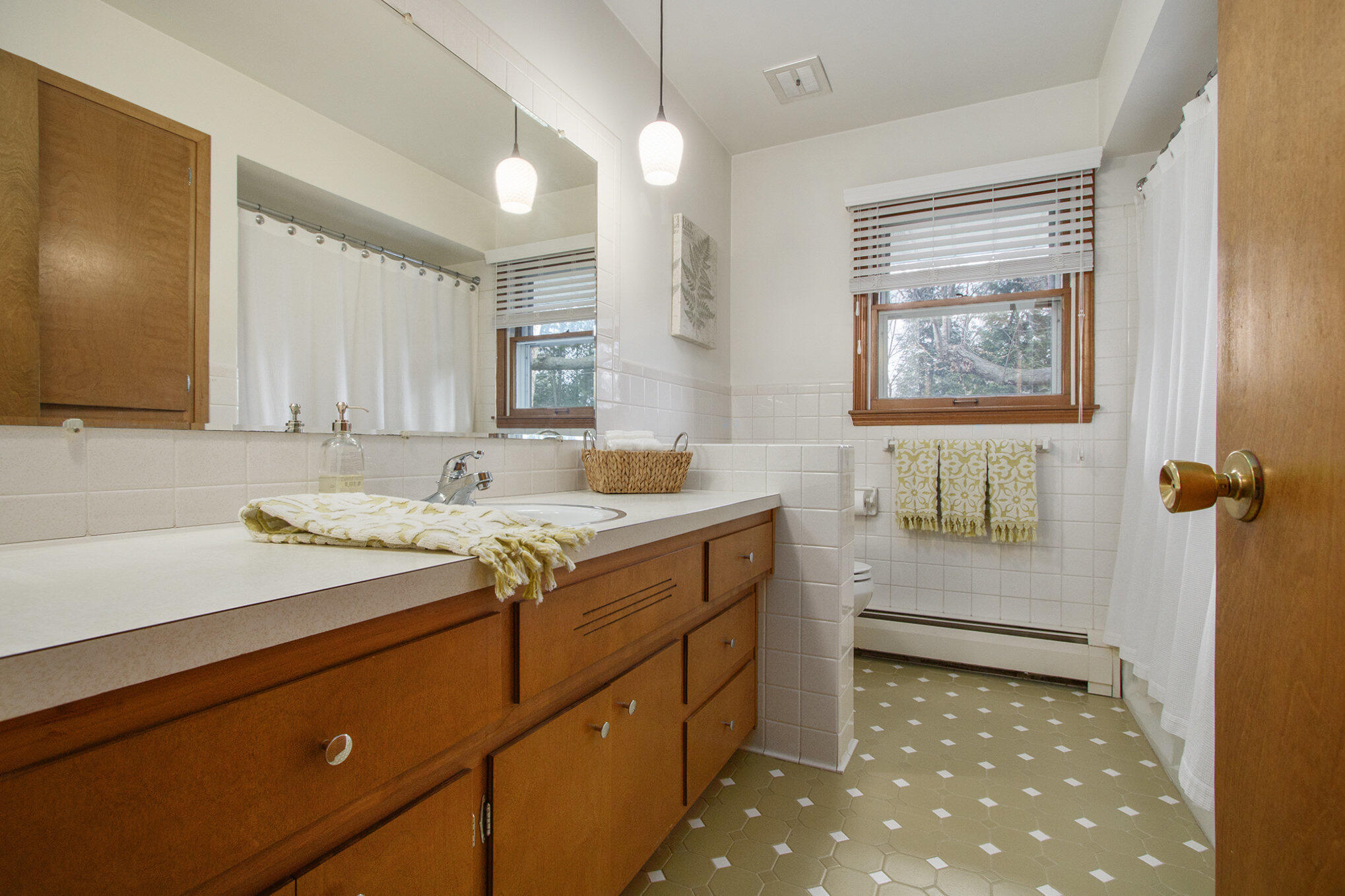 1356 N Manor Drive, St. Joseph