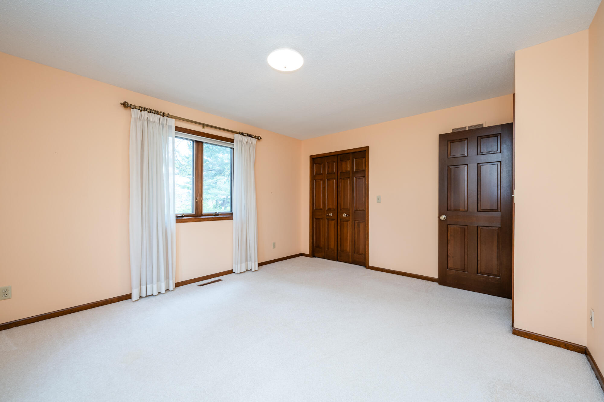 1364 Silverbrook Lane, St. Joseph
