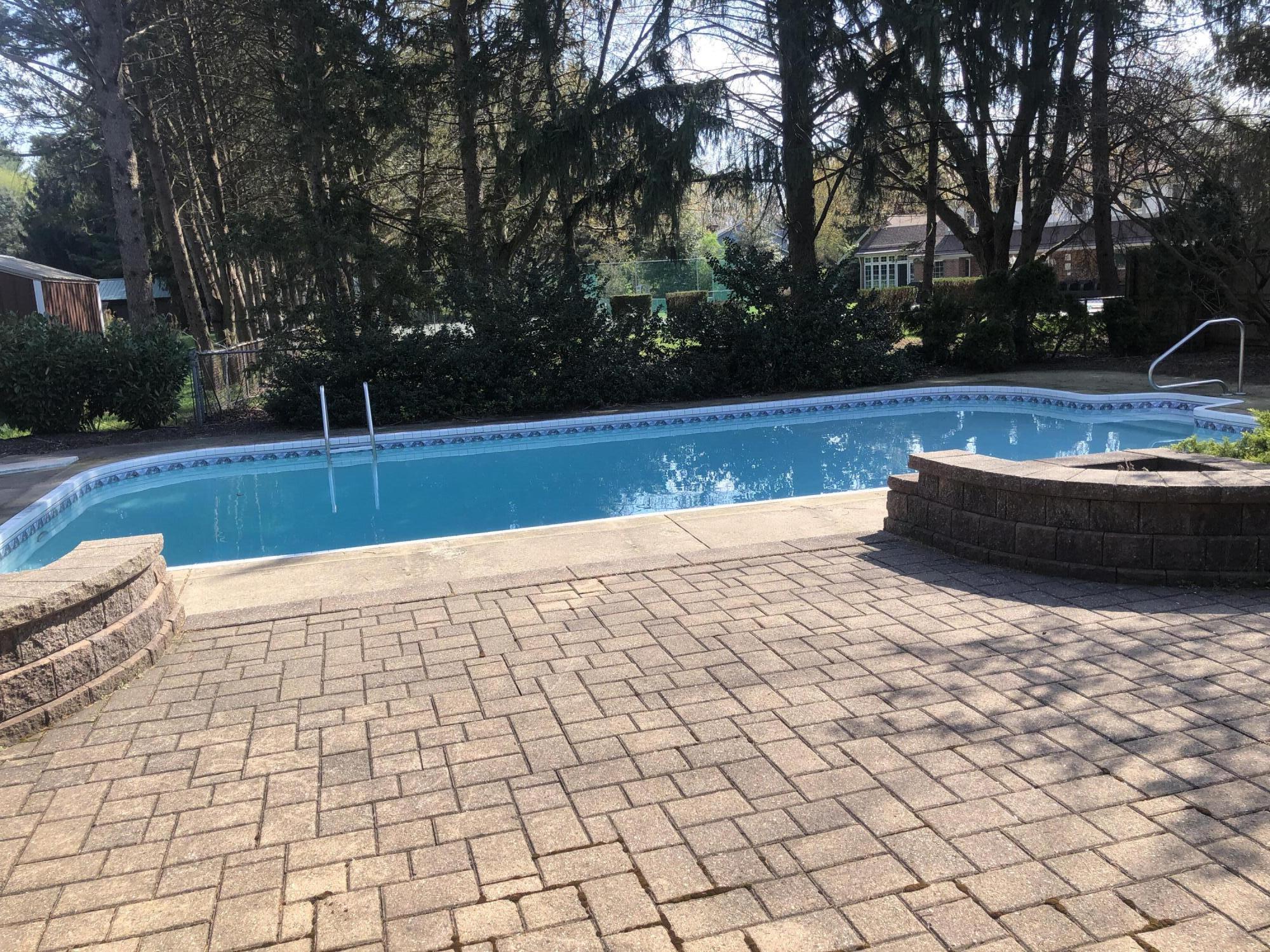 1364 Silverbrook Lane, St. Joseph