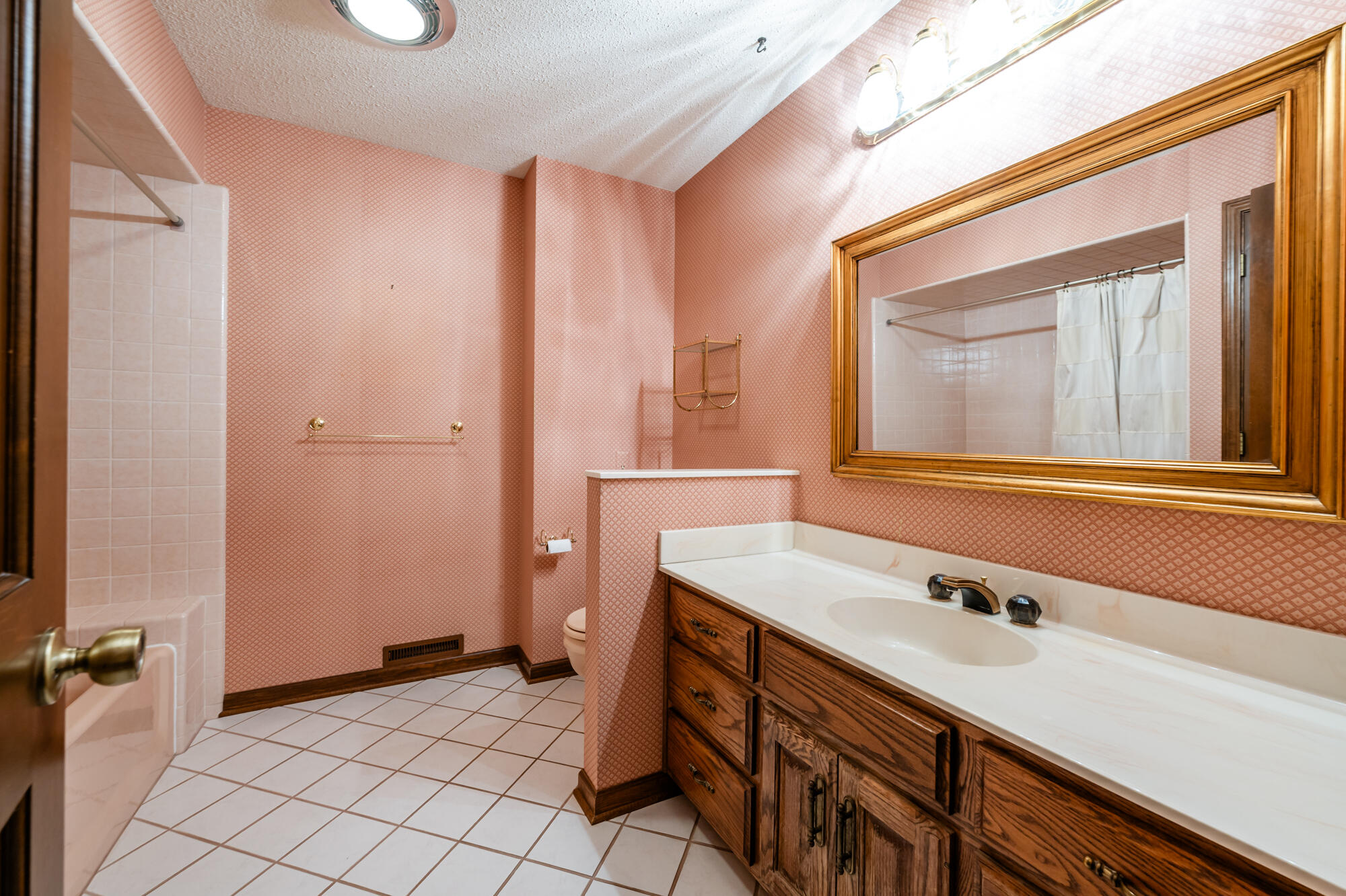 1364 Silverbrook Lane, St. Joseph