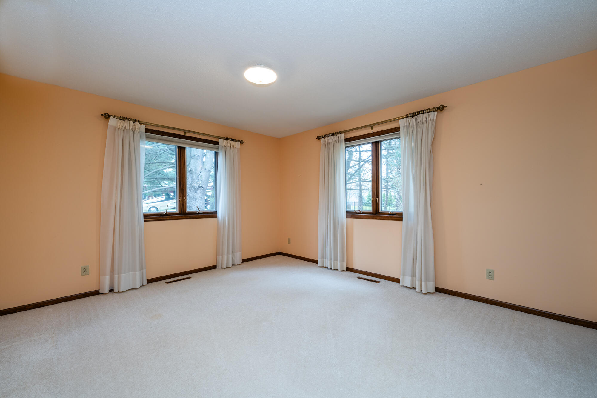 1364 Silverbrook Lane, St. Joseph