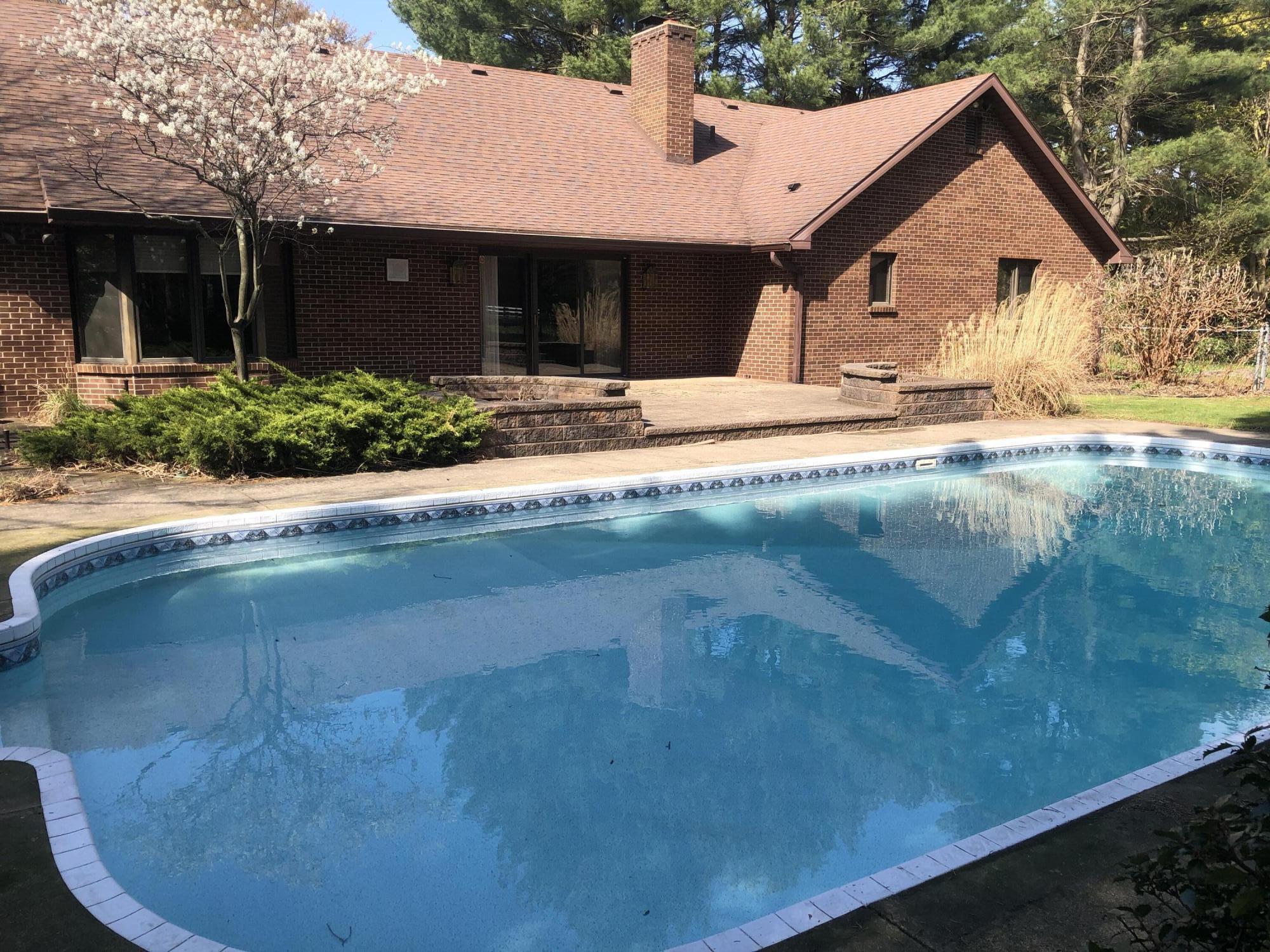 1364 Silverbrook Lane, St. Joseph