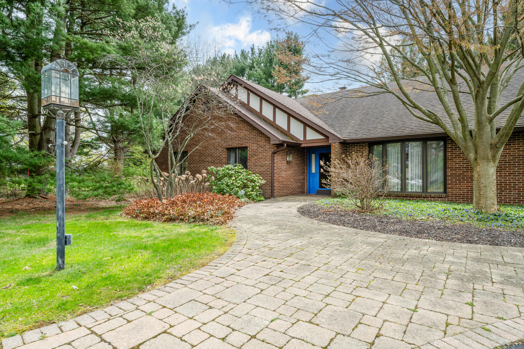 1364 Silverbrook Lane, St. Joseph