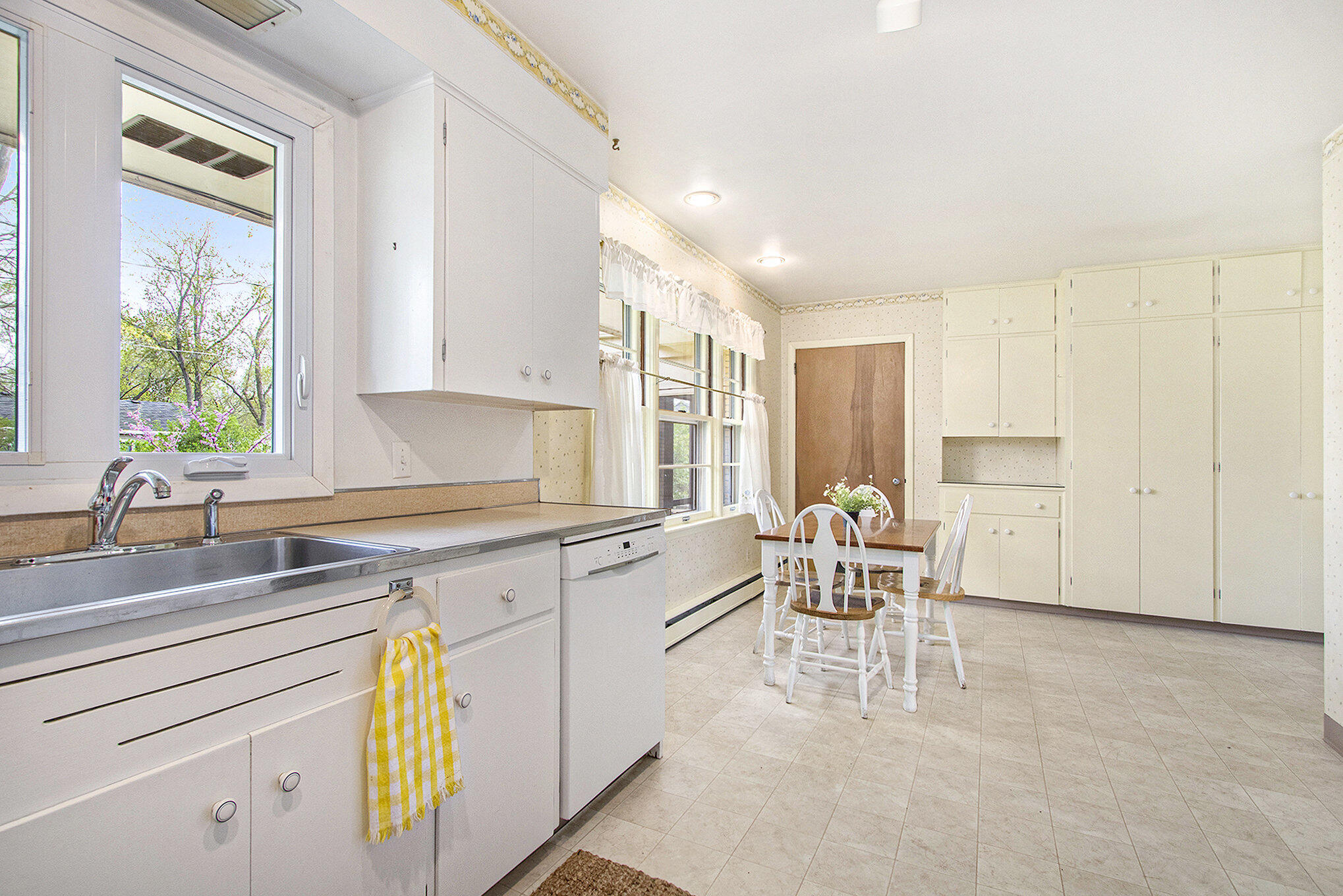 541 Montezuma Road