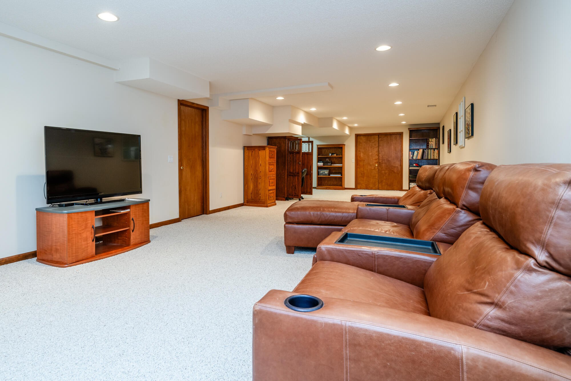 1421 Newberry Hills Lane, St. Joseph