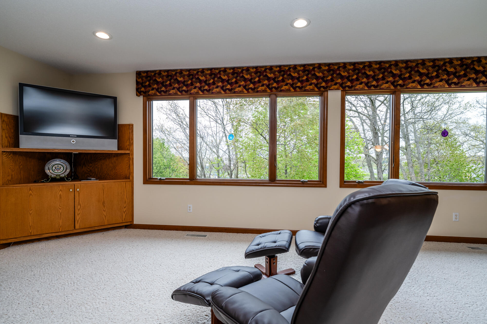 1421 Newberry Hills Lane, St. Joseph