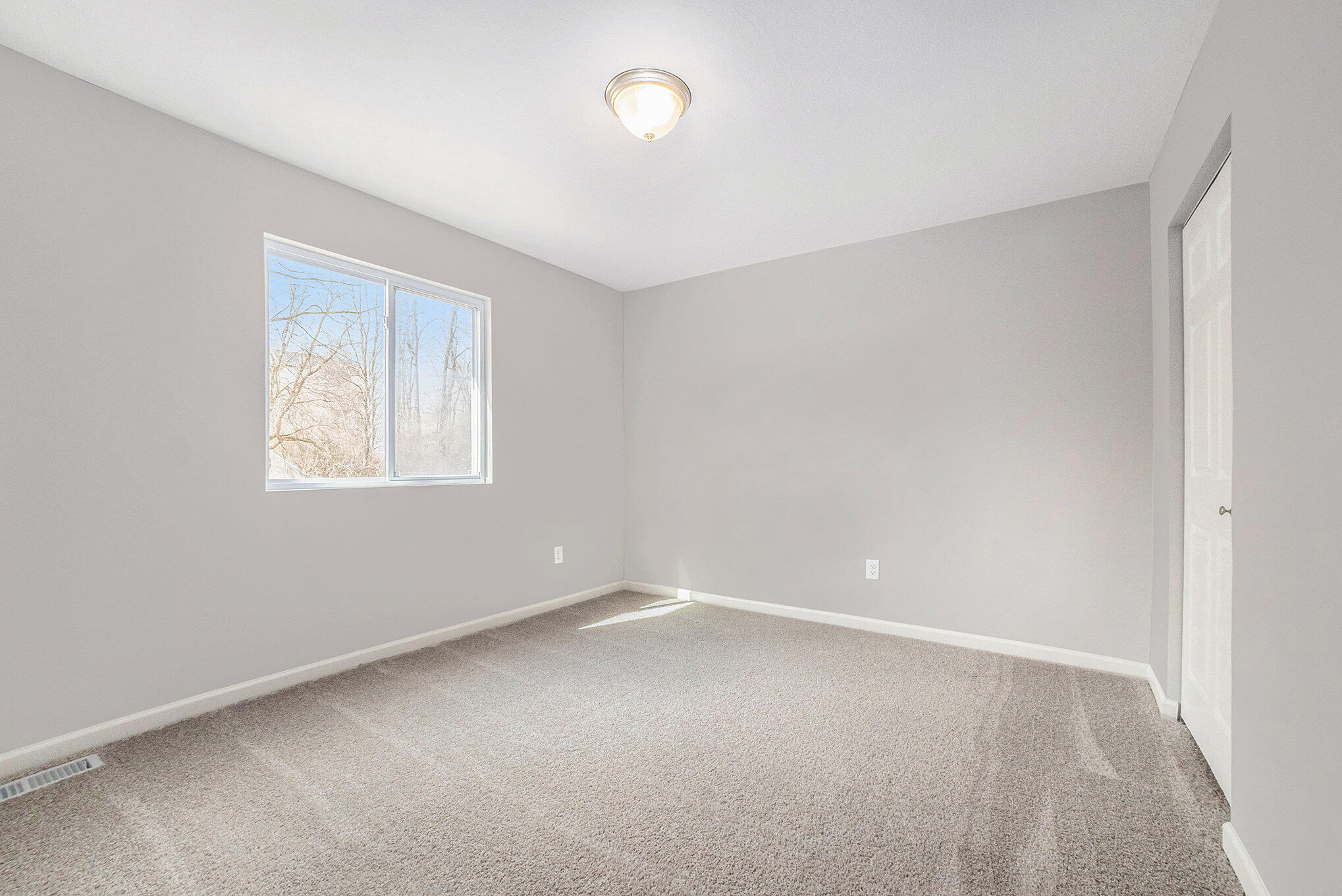 6129 Pollys Path