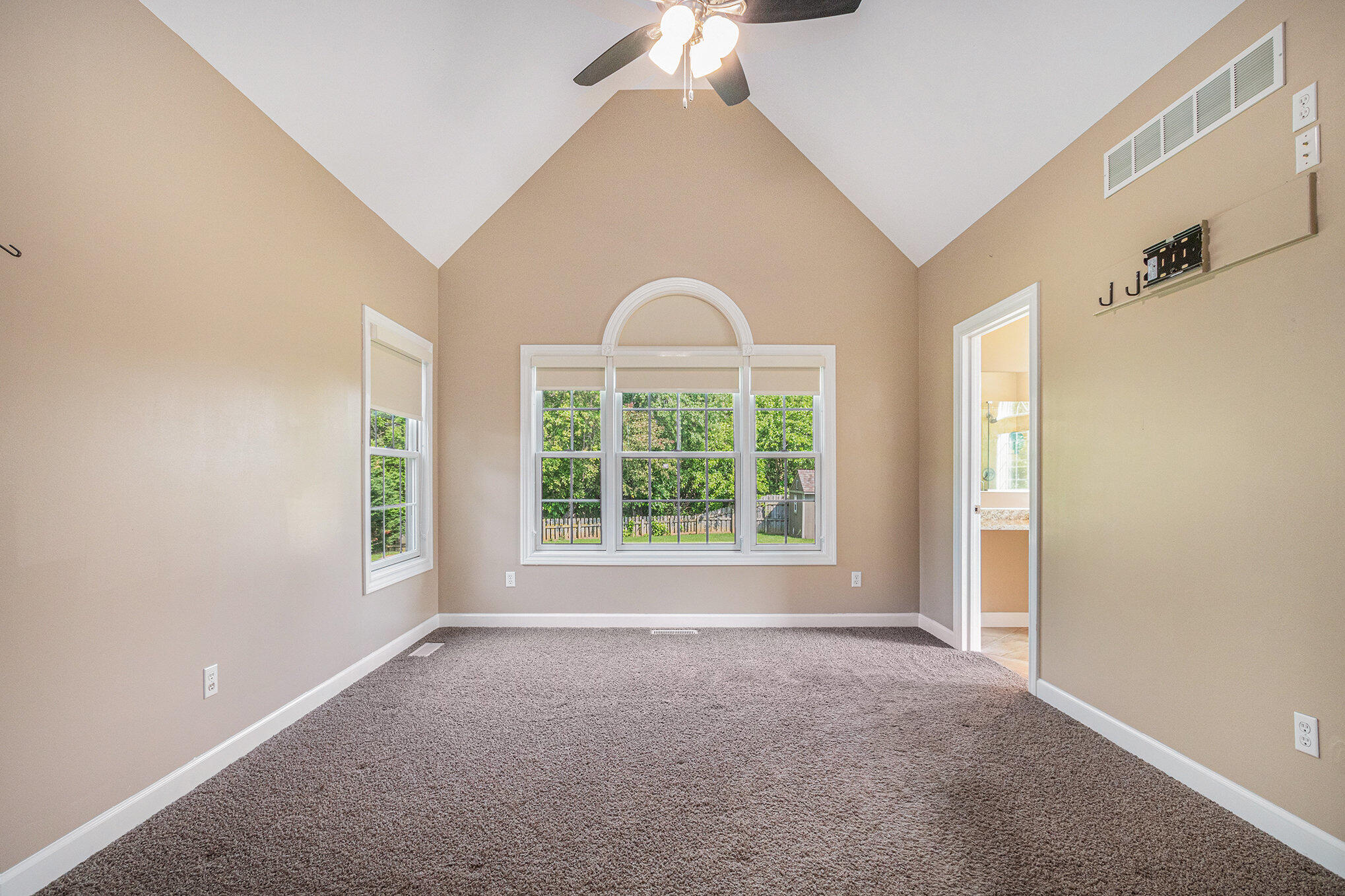 6066 Wabash Lane