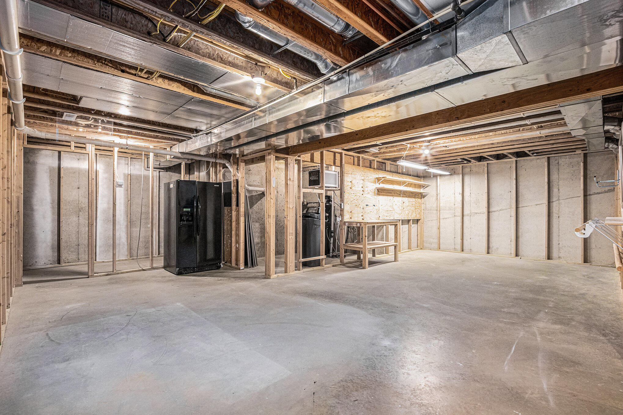 6066 Wabash Lane
