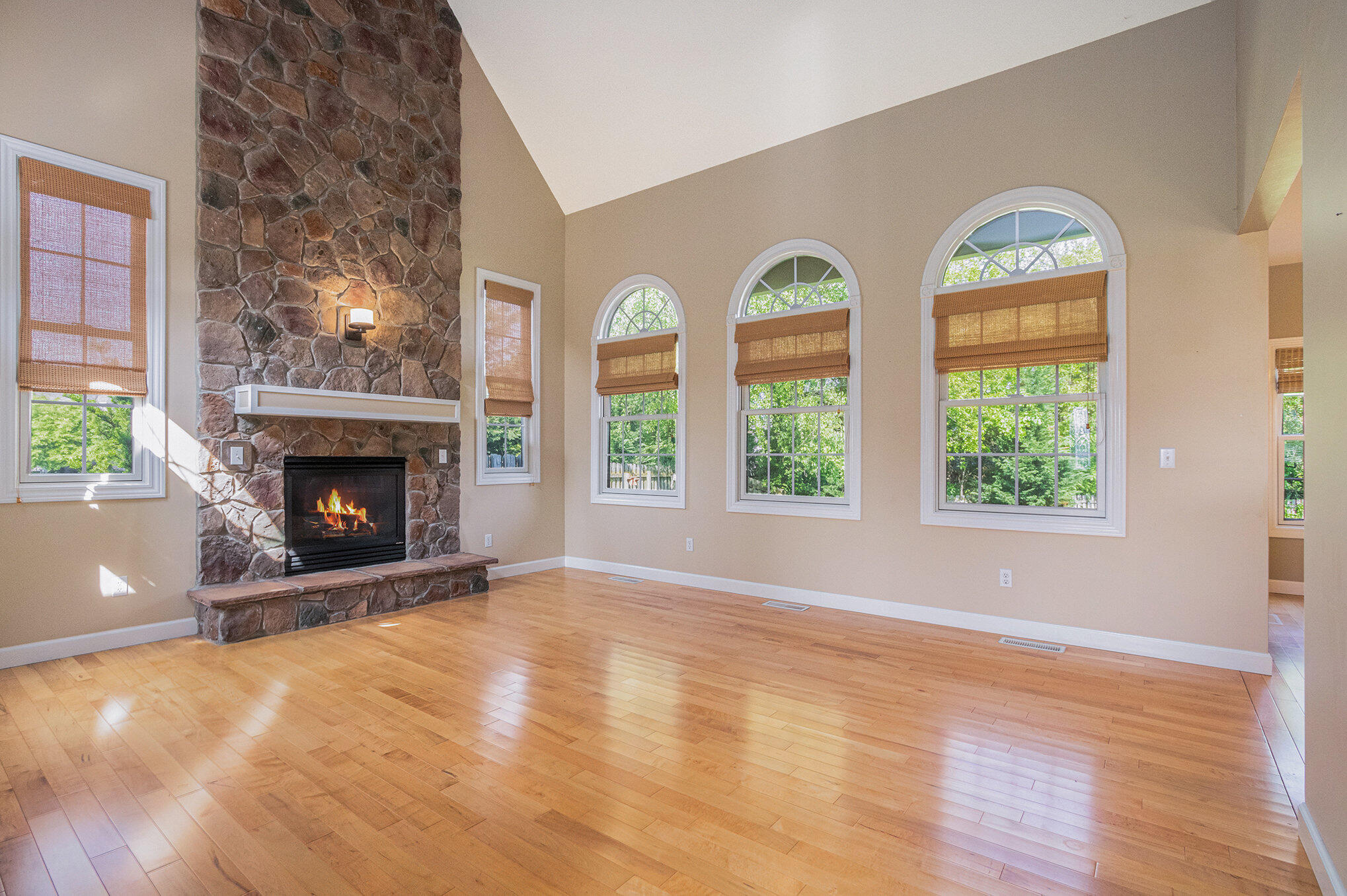 6066 Wabash Lane