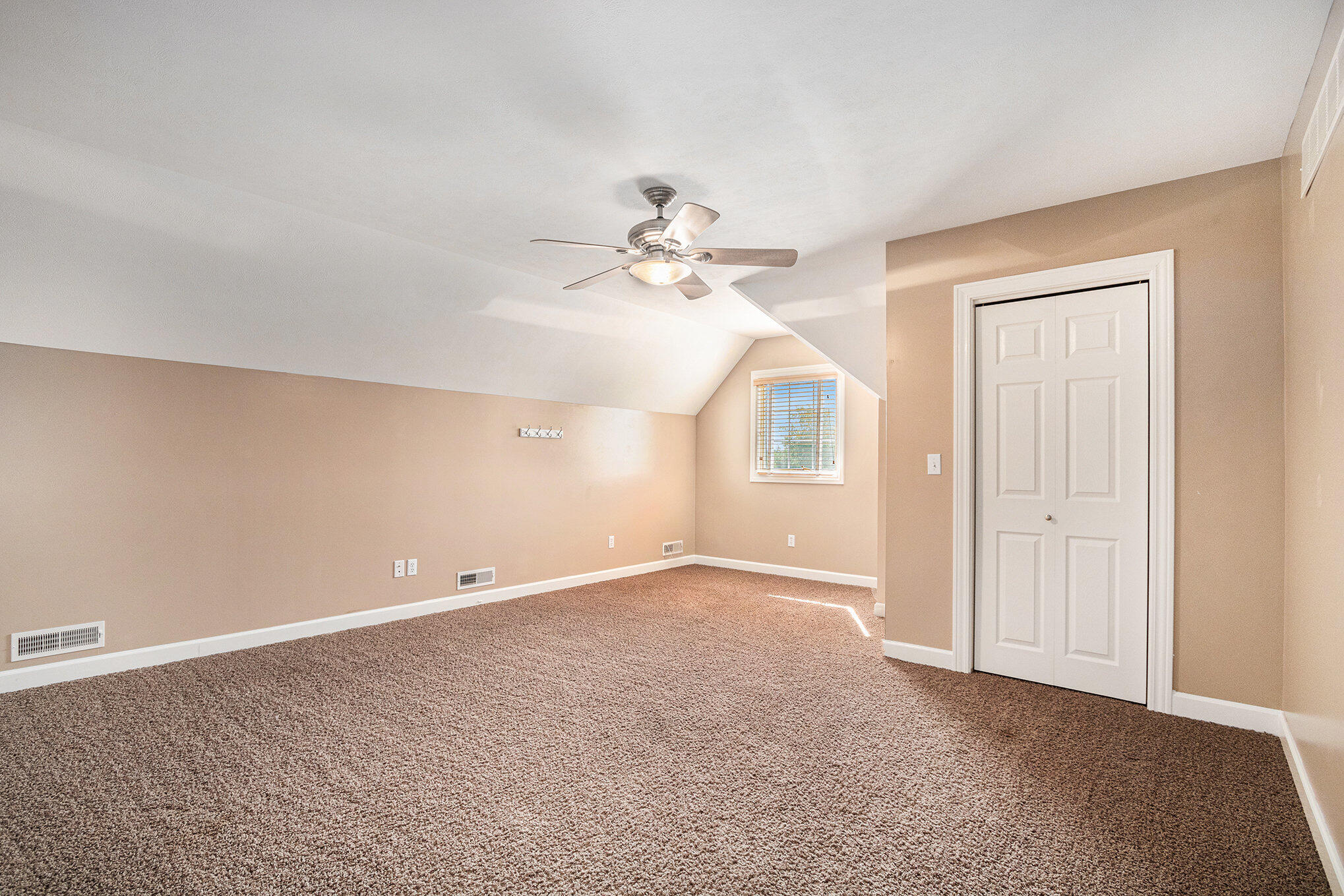 6066 Wabash Lane