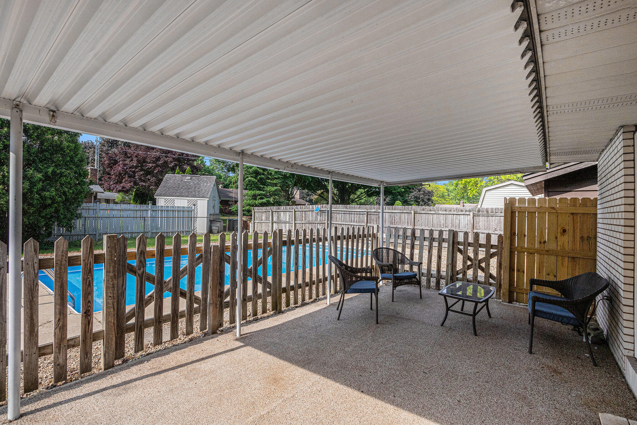 2418 Fountain Lane