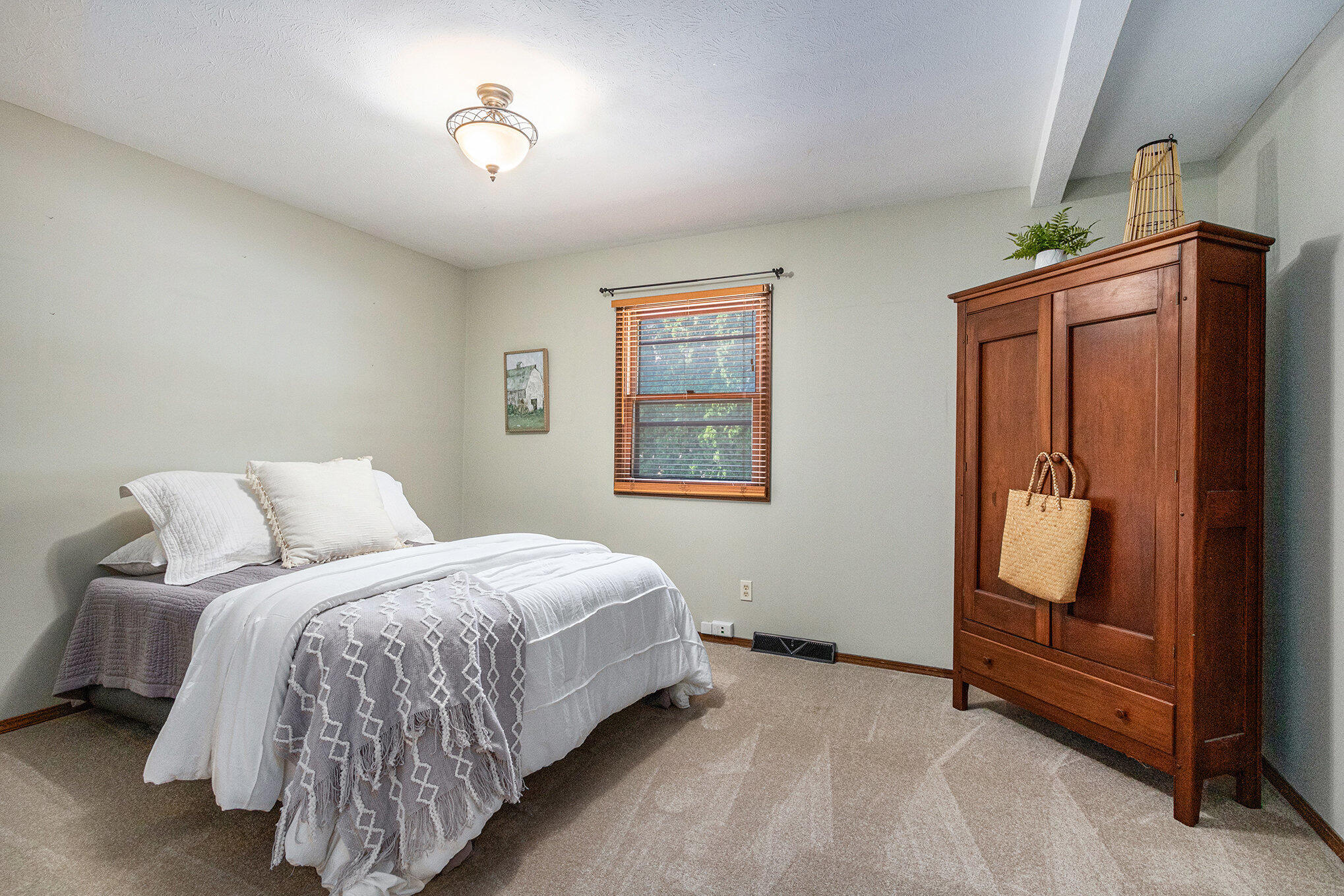 1393 Desmond Street, St. Joseph