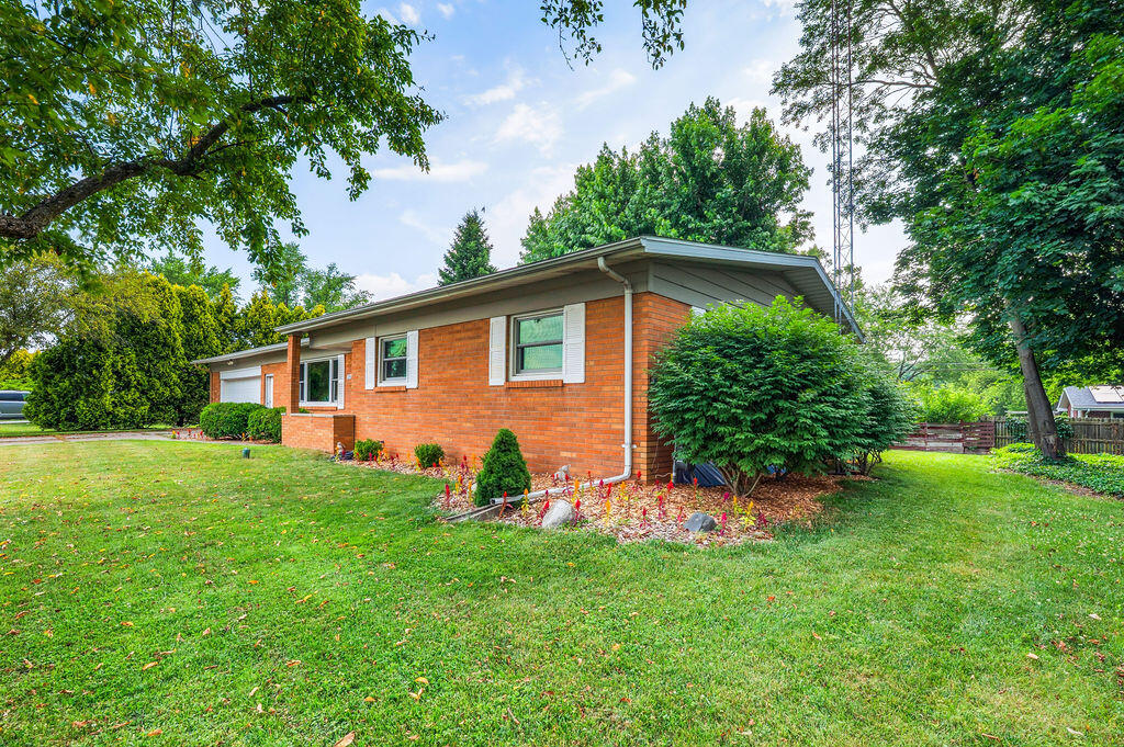 2901 Willa Drive, St. Joseph