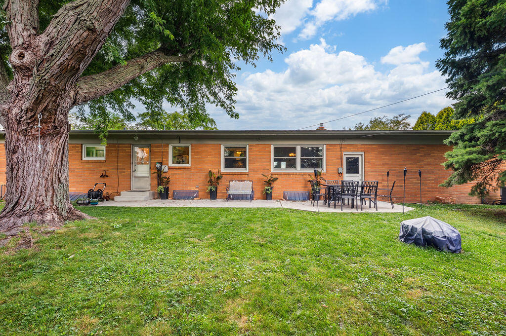 2901 Willa Drive, St. Joseph