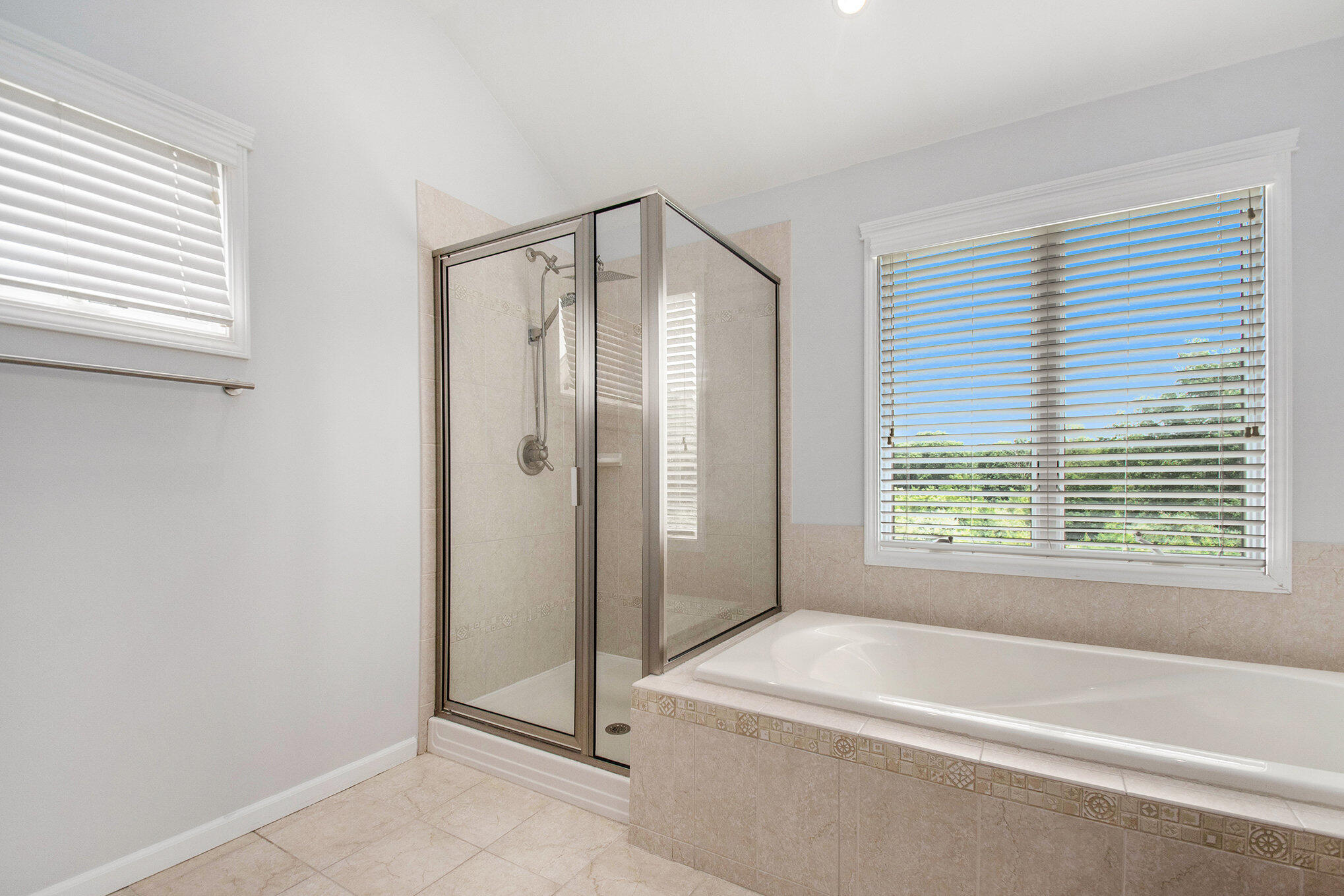 3803 Derry Drive, St. Joseph