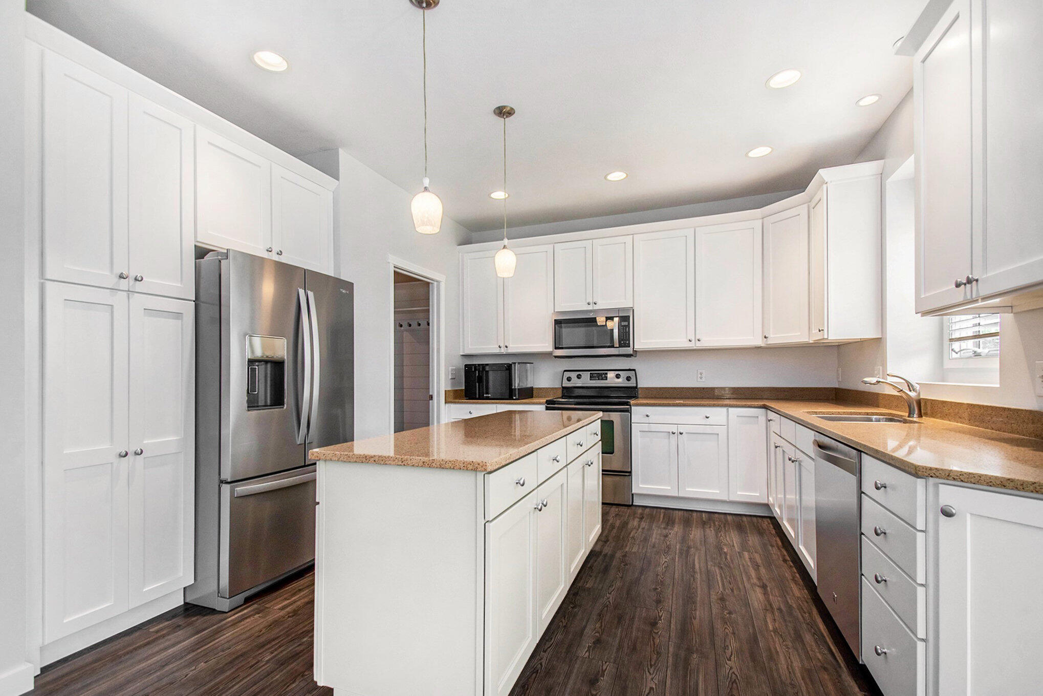 3803 Derry Drive, St. Joseph